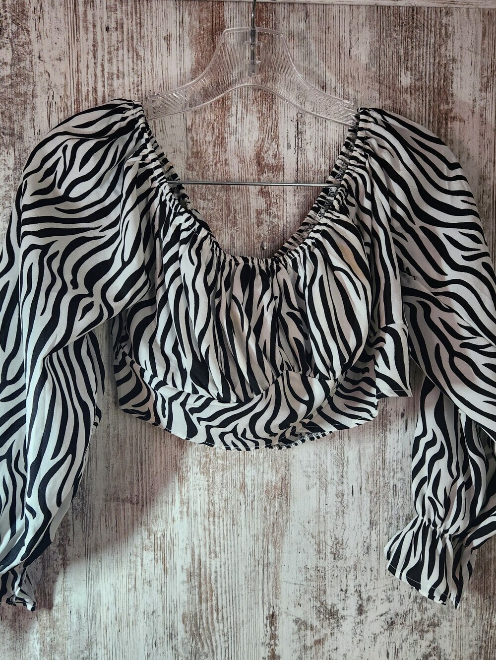 SHEIN Black & White Zebra Print Long Sleeve Puff Sleeve Crop Top